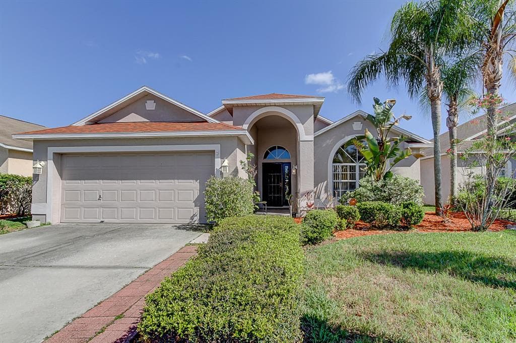 10228 CHARLESTON CORNER ROAD TAMPA, FL 33635