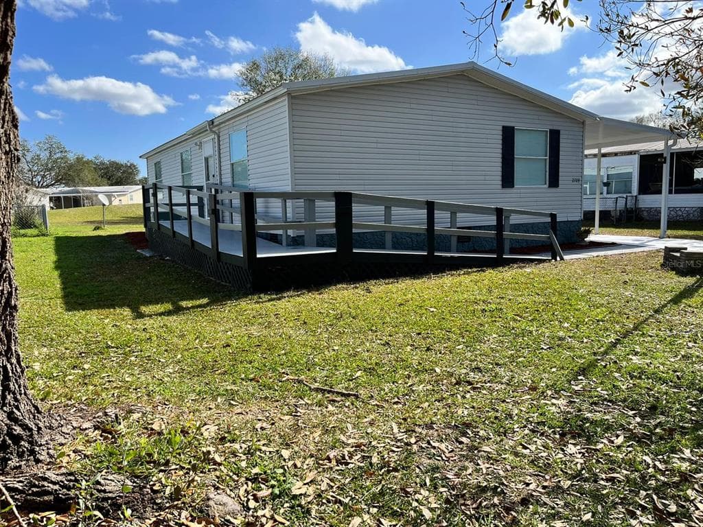 2709 CRANMOOR DRIVE KISSIMMEE, FL 34758