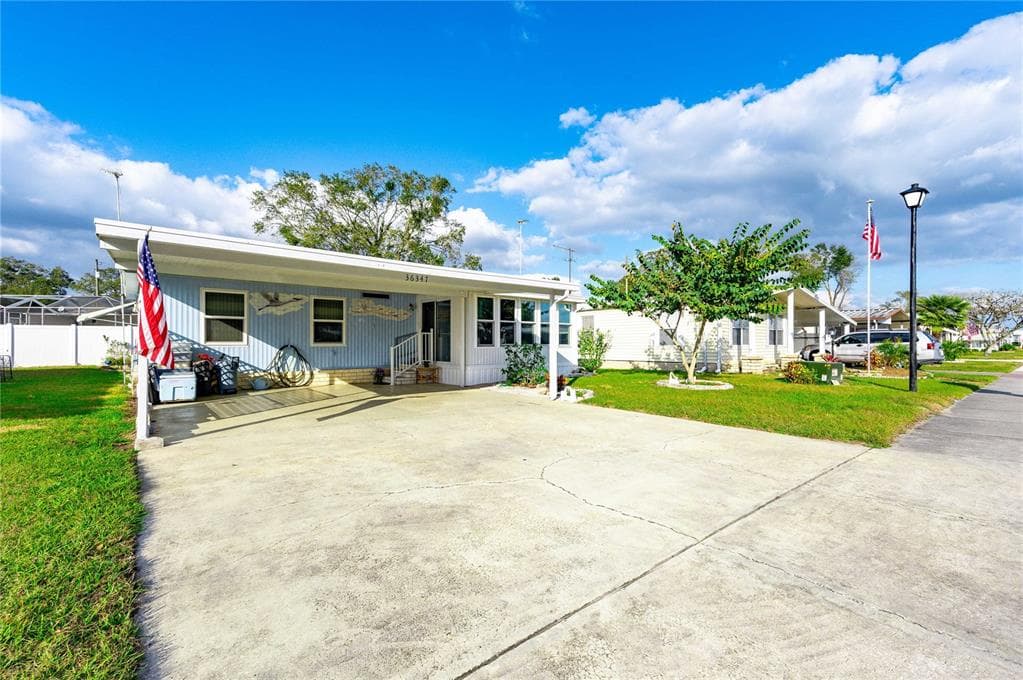 36347 BONNEY DRIVE ZEPHYRHILLS, FL 33541