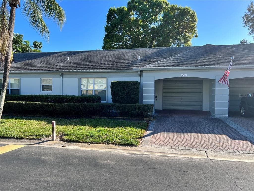 8352 CANDLEWOOD RD SEMINOLE, FL 33777