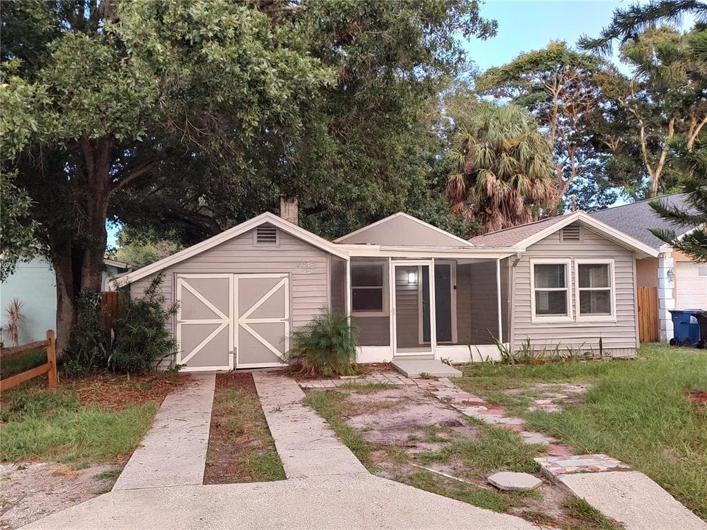 4945 21ST STREET N ST PETERSBURG, FL 33714