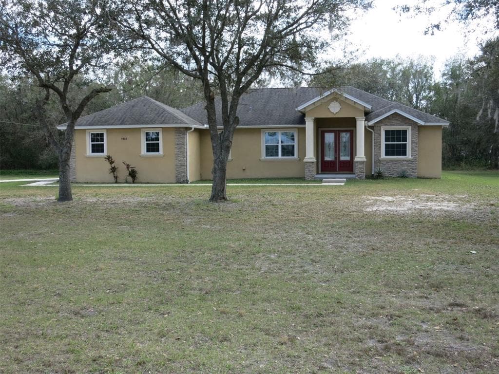 1907 COLSON ROAD PLANT CITY, FL 33567