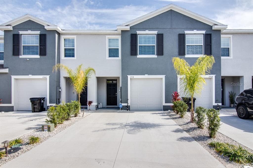 2938 SUNCOAST PLAINS DRIVE