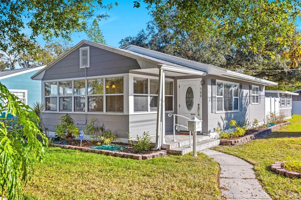 798 45TH AVENUE N ST PETERSBURG, FL 33703