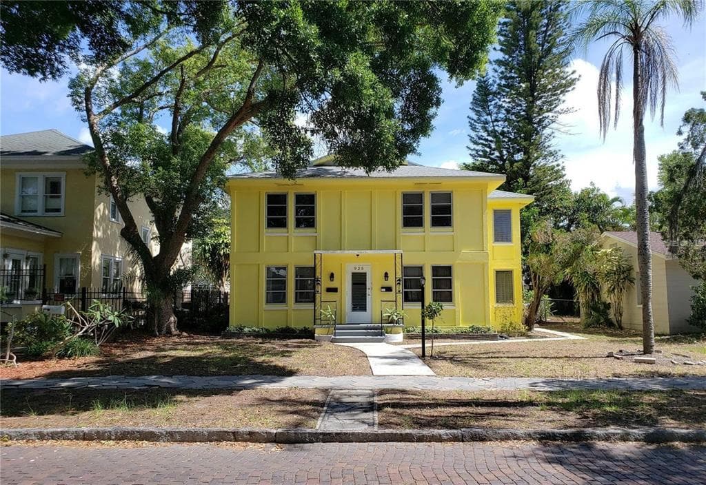 925 16TH AVENUE N ST PETERSBURG, FL 33704