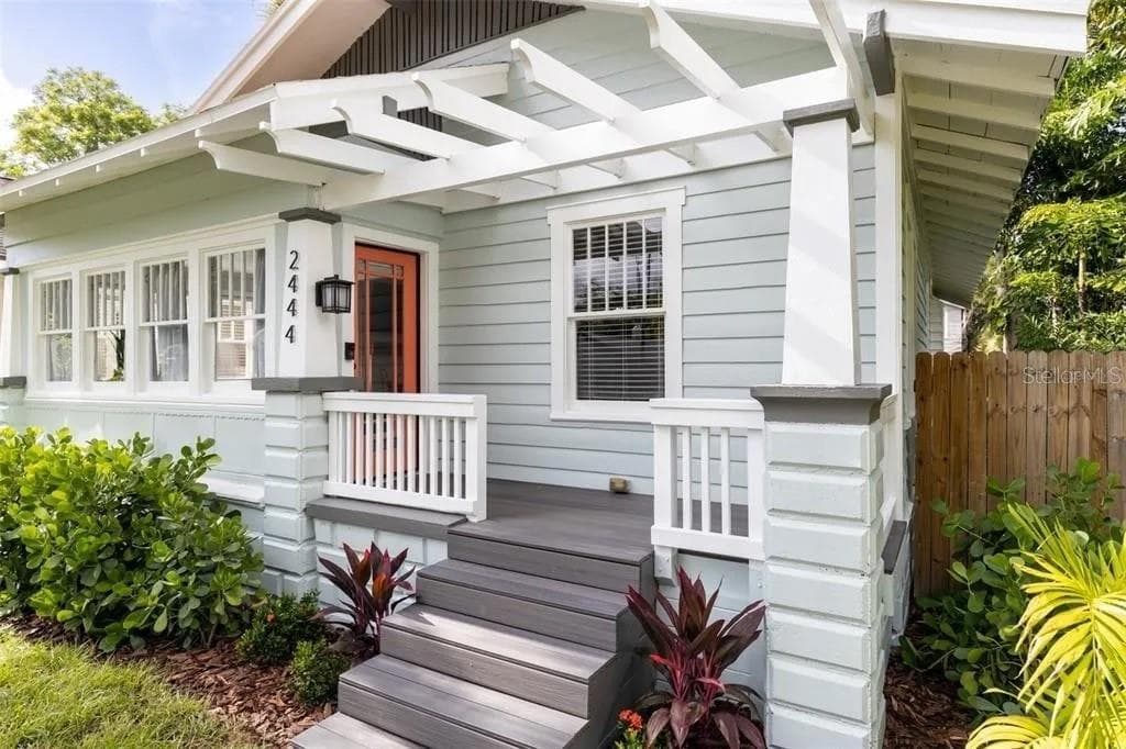 2444 2ND AVENUE N ST PETERSBURG, FL 33713