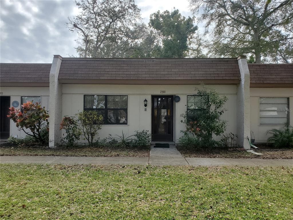 2981 FLINT DRIVE S CLEARWATER, FL 33759