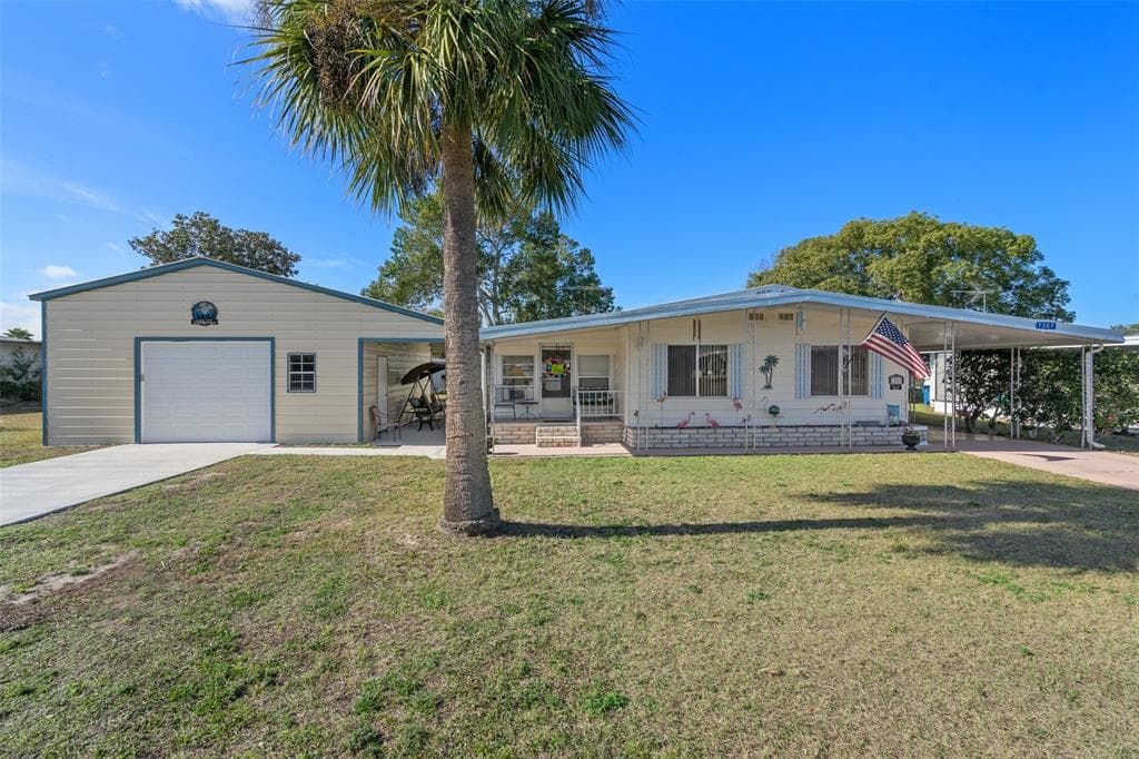 7367 FIRST CIRCLE DRIVE BROOKSVILLE, FL 34613