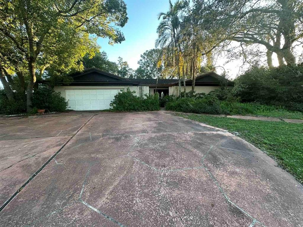 1690 CURLEW ROAD DUNEDIN, FL 34698