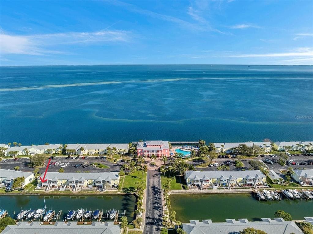 4911 COQUINA KEY DRIVE SE UNIT C ST PETERSBURG, FL 33705