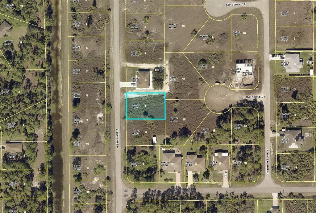 739 ALETHA AVENUE S LEHIGH ACRES, FL 33974