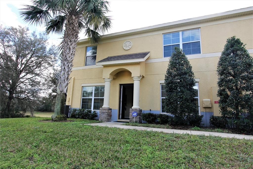 6336 TIMBERLY LANE ZEPHYRHILLS, FL 33542