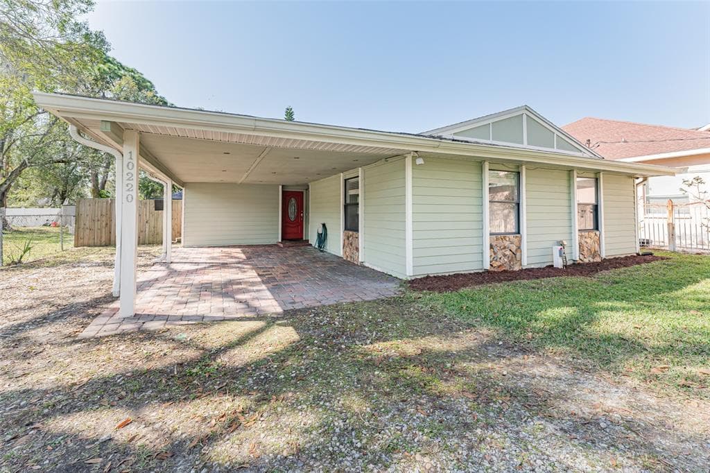 10220 MEMORIAL HIGHWAY TAMPA, FL 33615