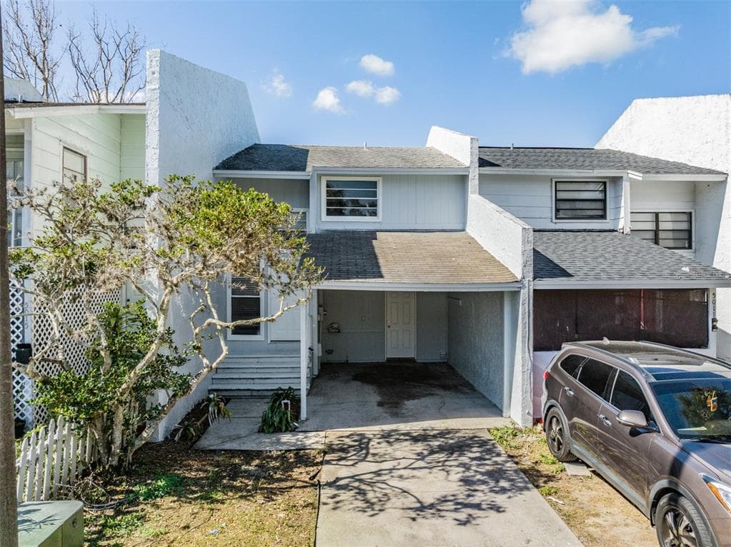 5013 TERRACE VILLAGE LANE TAMPA, FL 33617