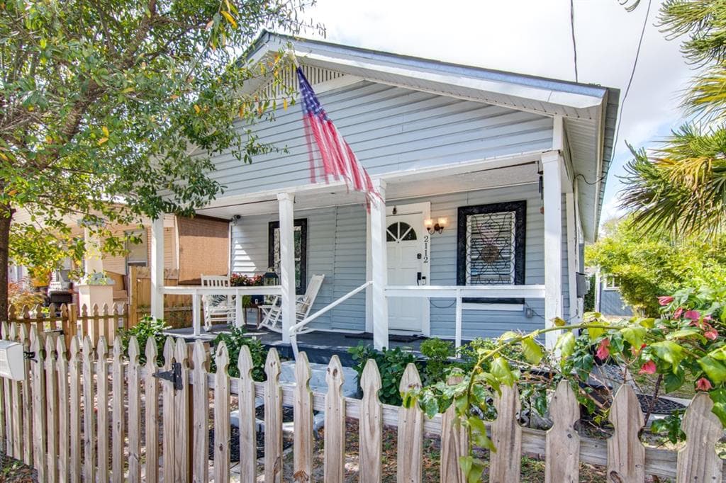 2112 N 27TH STREET TAMPA, FL 33605