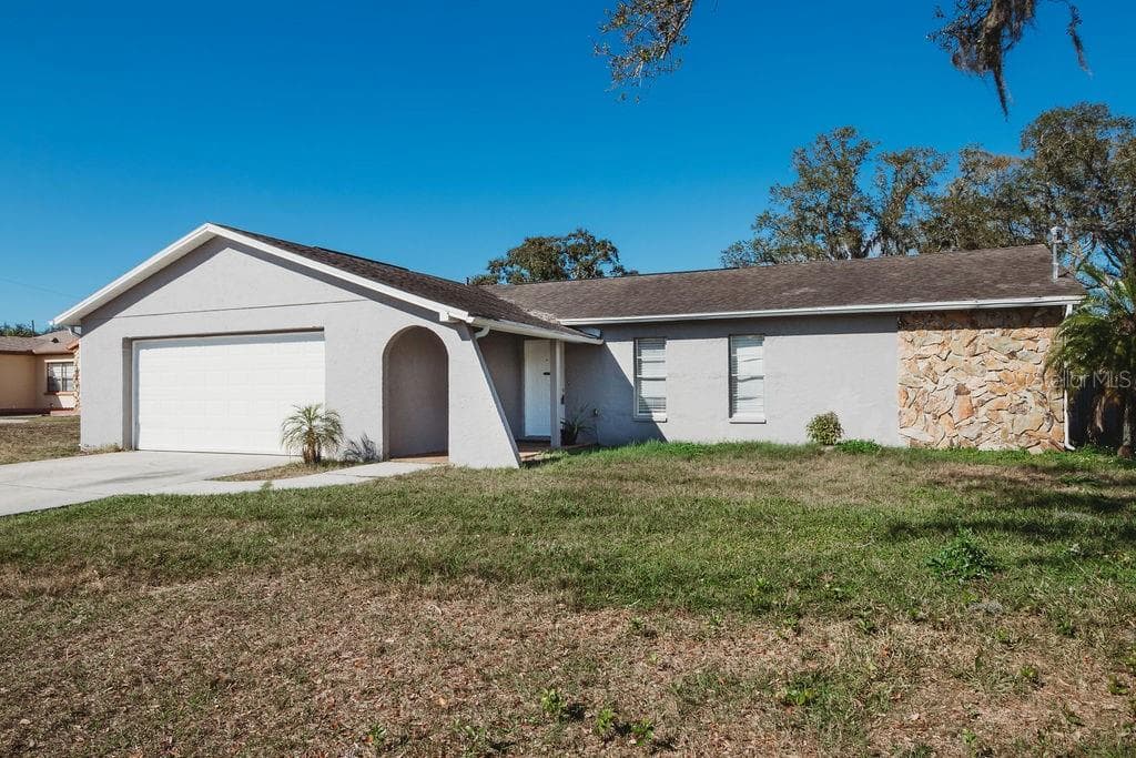 5754 CACTUS CIRCLE SPRING HILL, FL 34606