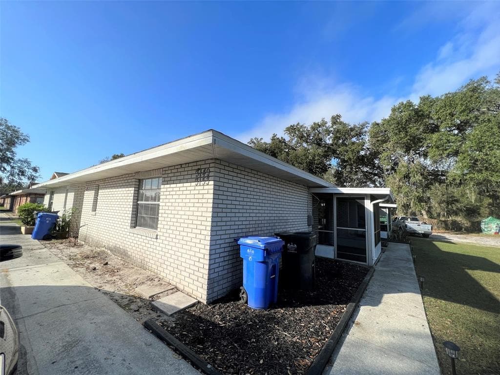3149 BLOOMINGDALE VILLAS COURT BRANDON, FL 33511