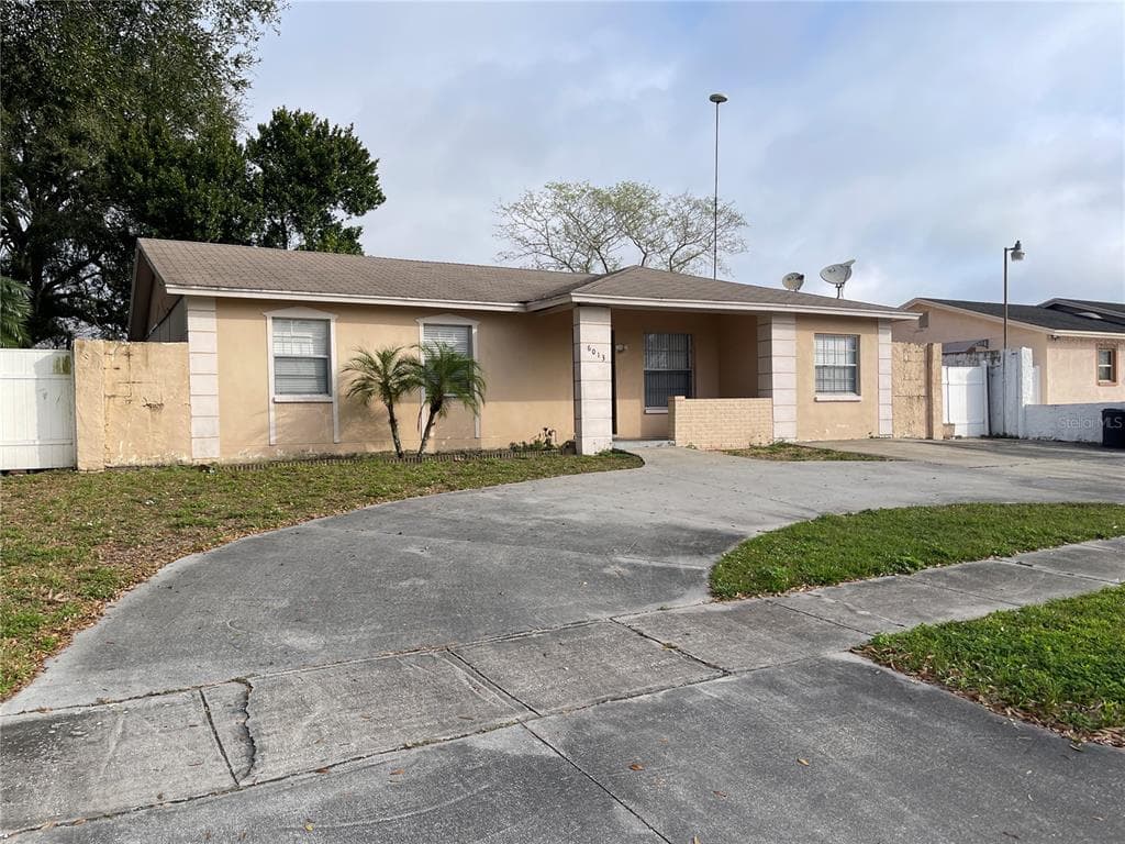 6013 W NORTH STREET TAMPA, FL 33634