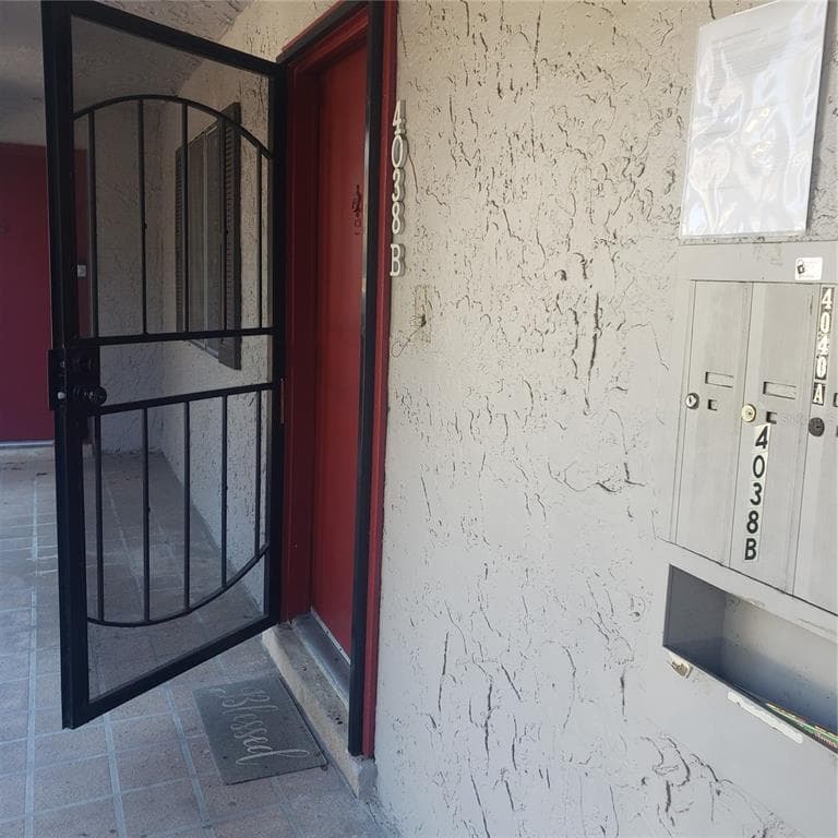 4038 CORTEZ DRIVE UNIT B TAMPA, FL 33614