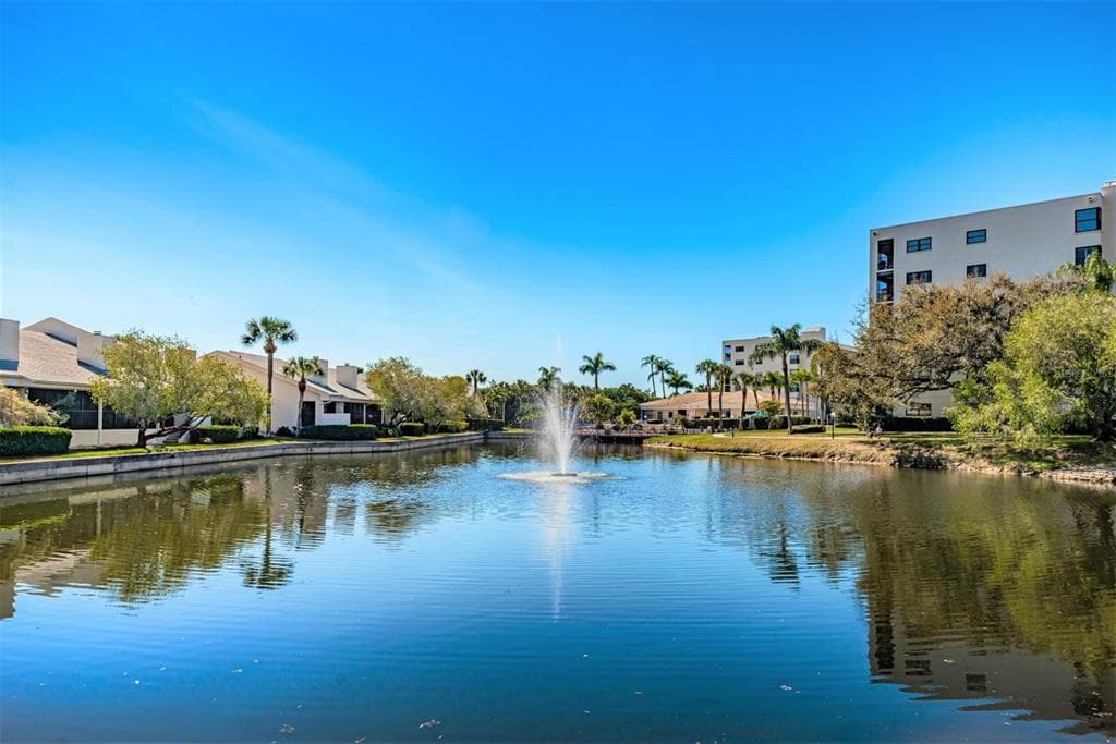 1320 PASADENA AVENUE S UNIT 502 SOUTH PASADENA, FL 33707