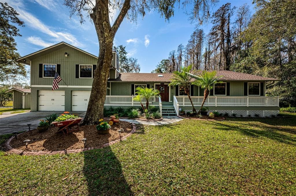 3710 OLD KEYSTONE ROAD TARPON SPRINGS, FL 34688
