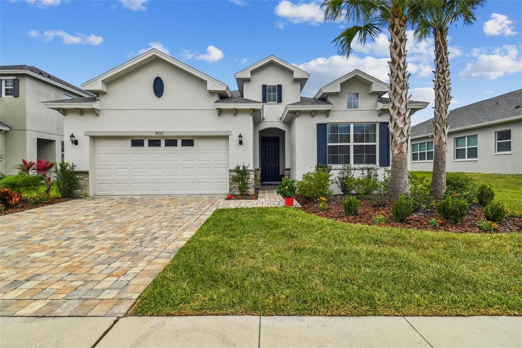 8253 EAGLE BROOK DRIVE LAND O LAKES, FL 34638