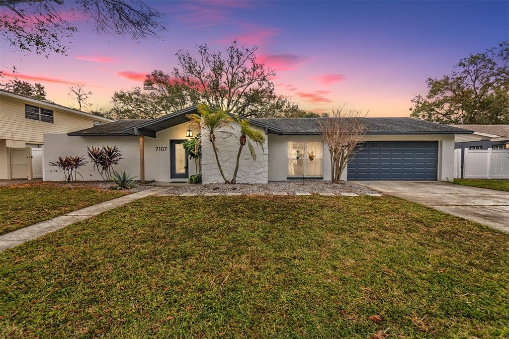 7107 HALIFAX COURT TAMPA, FL 33615