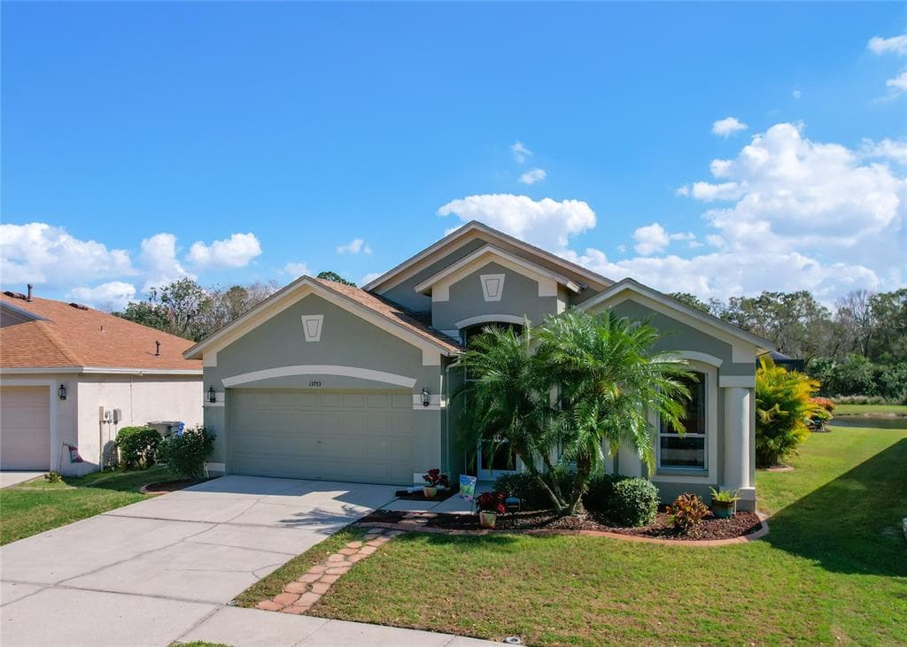 13753 OGAKOR DRIVE RIVERVIEW, FL 33579