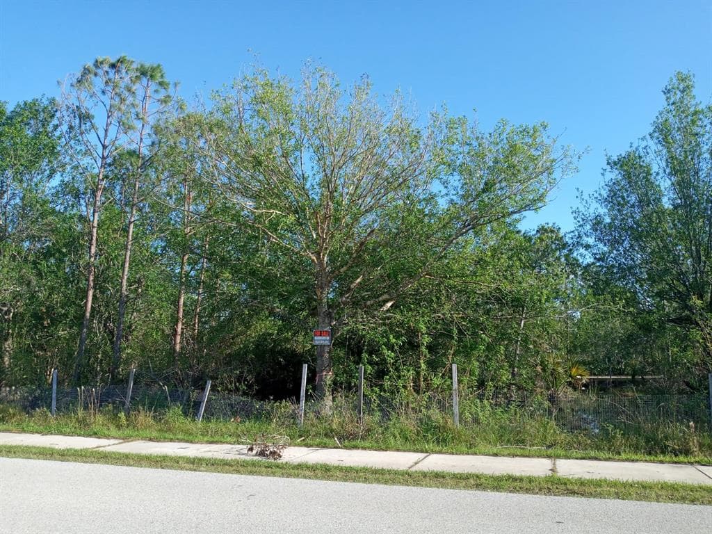5041 S FAIRWAY DRIVE PUNTA GORDA, FL 33982