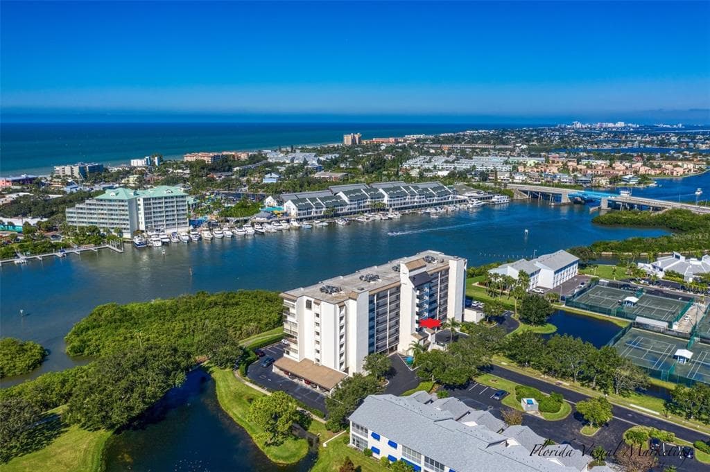 11730 SHIPWATCH DRIVE UNIT 305 LARGO, FL 33774