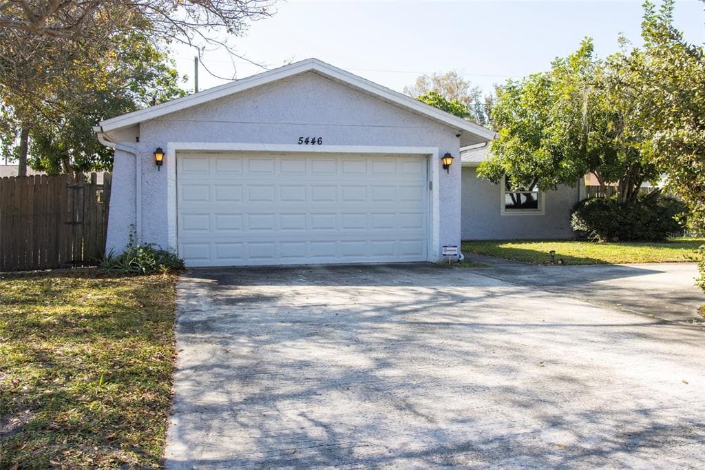 5446 22ND AVENUE N ST PETERSBURG, FL 33710