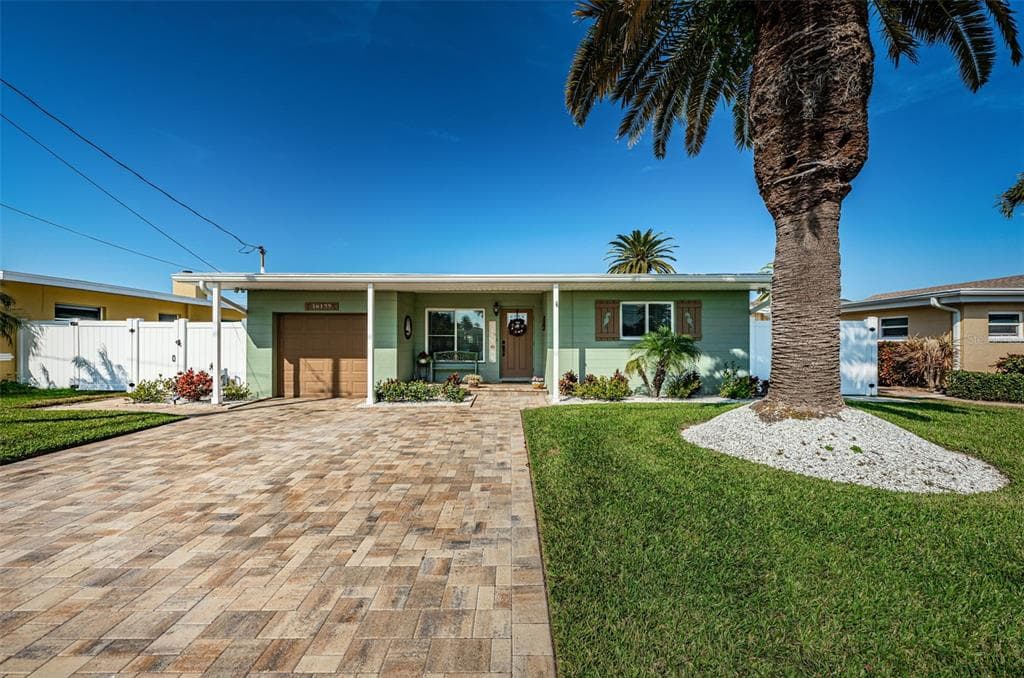 16133 4TH STREET E REDINGTON BEACH, FL 33708
