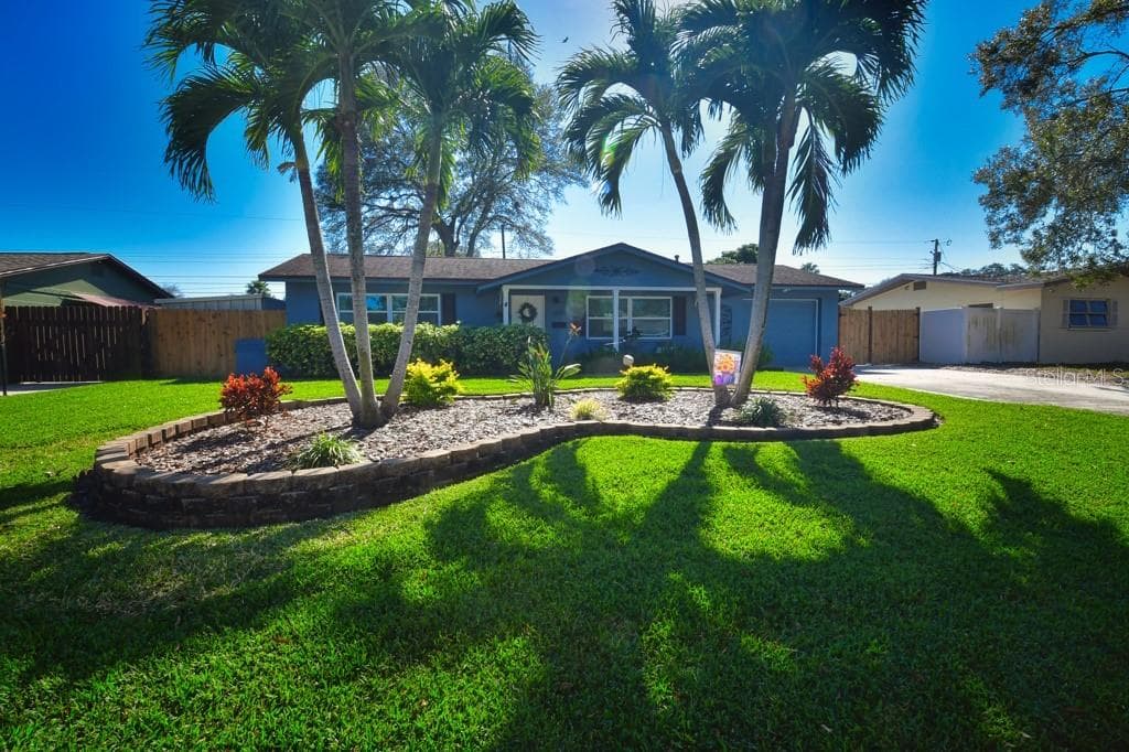 4568 35TH TERRACE N ST PETERSBURG, FL 33713