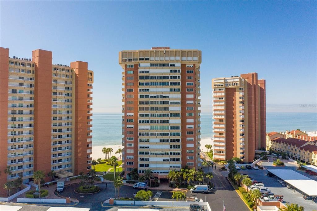 17920 GULF BOULEVARD UNIT 1707 REDINGTON SHORES, FL 33708