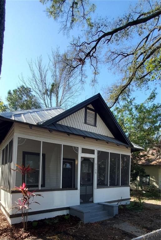 3109 E 9TH AVENUE TAMPA, FL 33605
