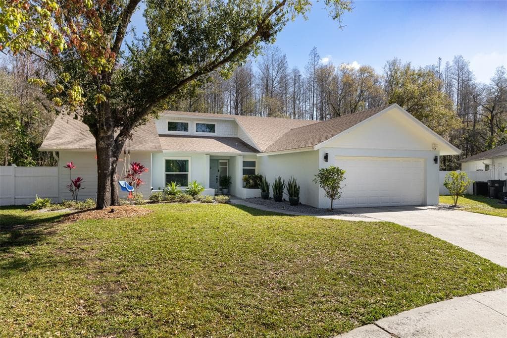 4401 SUMMER OAK DRIVE