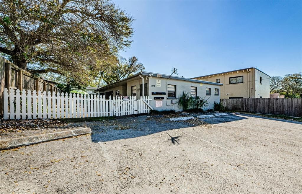 1429 LAURA STREET CLEARWATER, FL 33755