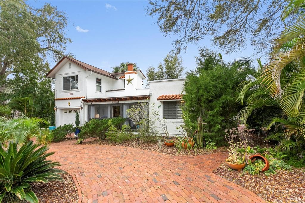 1880 N WASHINGTON AVENUE CLEARWATER, FL 33755