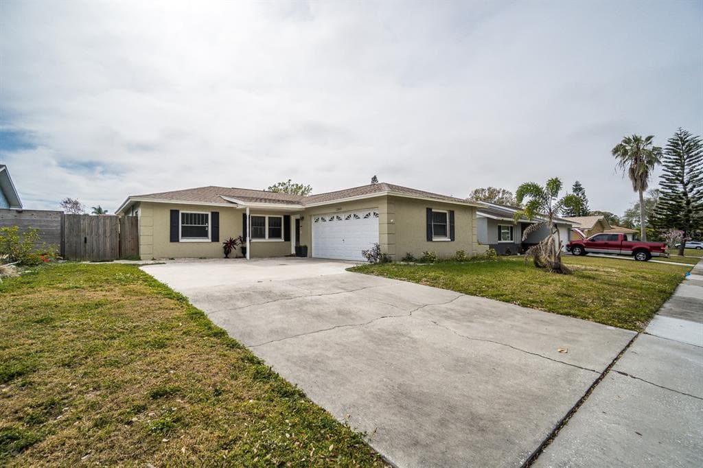 12813 128TH AVENUE LARGO, FL 33774