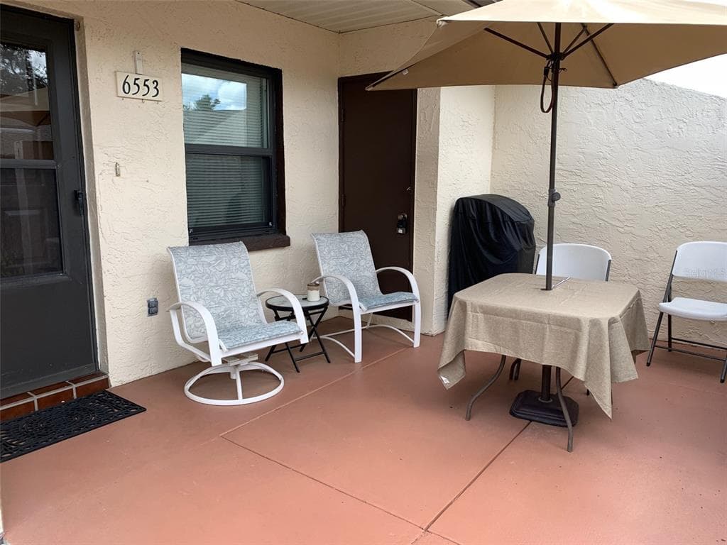 6553 TEAK COURT UNIT 6553 ZEPHYRHILLS, FL 33542