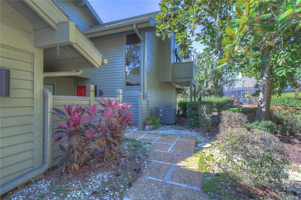 5333 COBBLESTONE COURT WESLEY CHAPEL, FL 33543