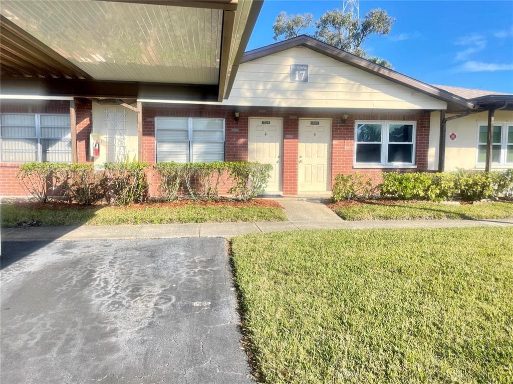 24862 US HIGHWAY 19 N UNIT 1704 CLEARWATER, FL 33763