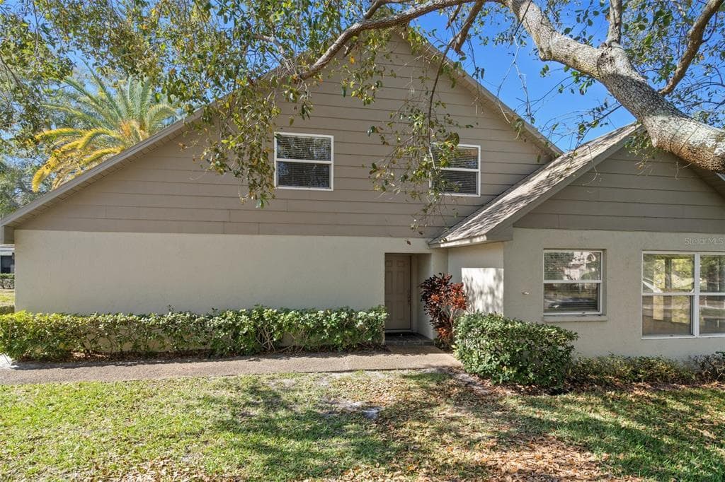 3437 ROCHELLE COURT CLEARWATER, FL 33761
