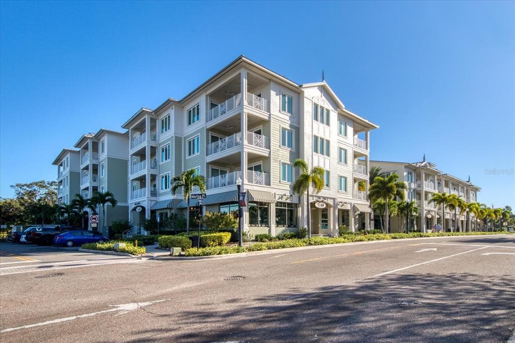 200 MAIN STREET UNIT 312 DUNEDIN, FL 34698