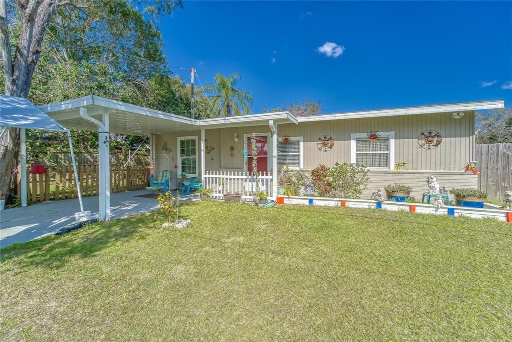 1706 WASHINGTON ROAD VALRICO, FL 33594