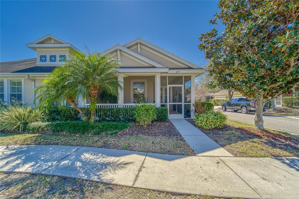 227 SUNSET CREST COURT APOLLO BEACH, FL 33572