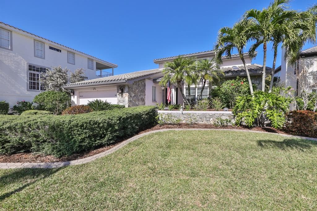 935 SYMPHONY ISLES BOULEVARD APOLLO BEACH, FL 33572