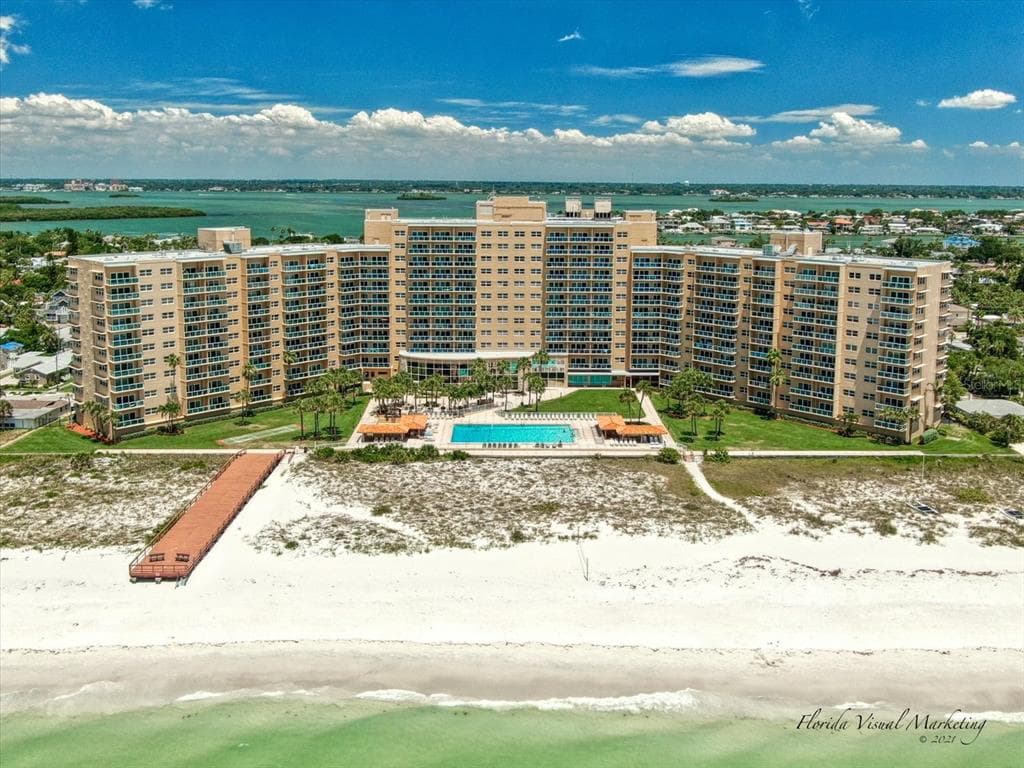 880 MANDALAY AVENUE UNIT S611 CLEARWATER, FL 33767