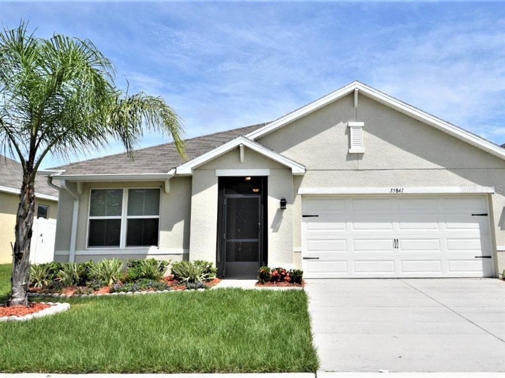 35847 JENNY LYNNE CIRCLE ZEPHYRHILLS, FL 33541