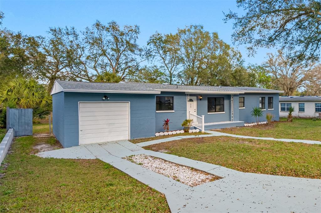 516 HILLSIDE DRIVE LAKELAND, FL 33803